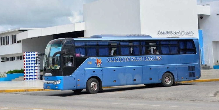 Ómnibus, Cuba, crisis, transporte, transfermóvil