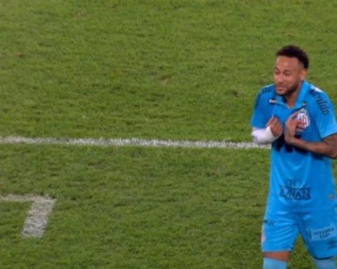 Neymar, like Vinicius: monumental anger when he was substituted and cracked at the referee