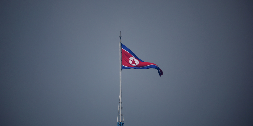 North Korea announces actions "more offensive" after the launch of a new missile