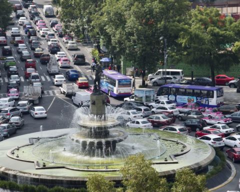 Not Circulating Today, Friday, November 21, 2025: cars that will not be able to leave in CDMX and Edomex