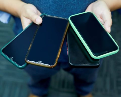 OSIPTEL: They will block 300 thousand unregistered cell phones in November