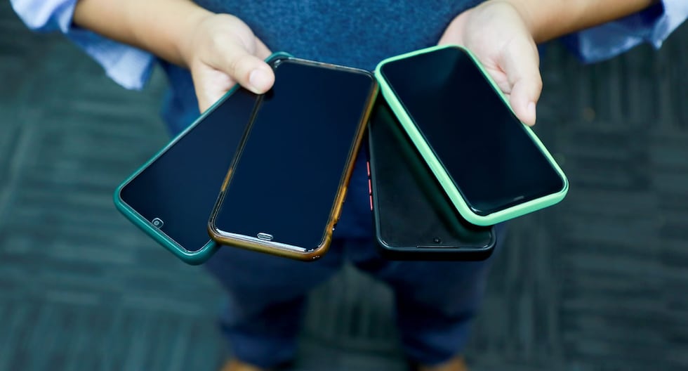 OSIPTEL: They will block 300 thousand unregistered cell phones in November