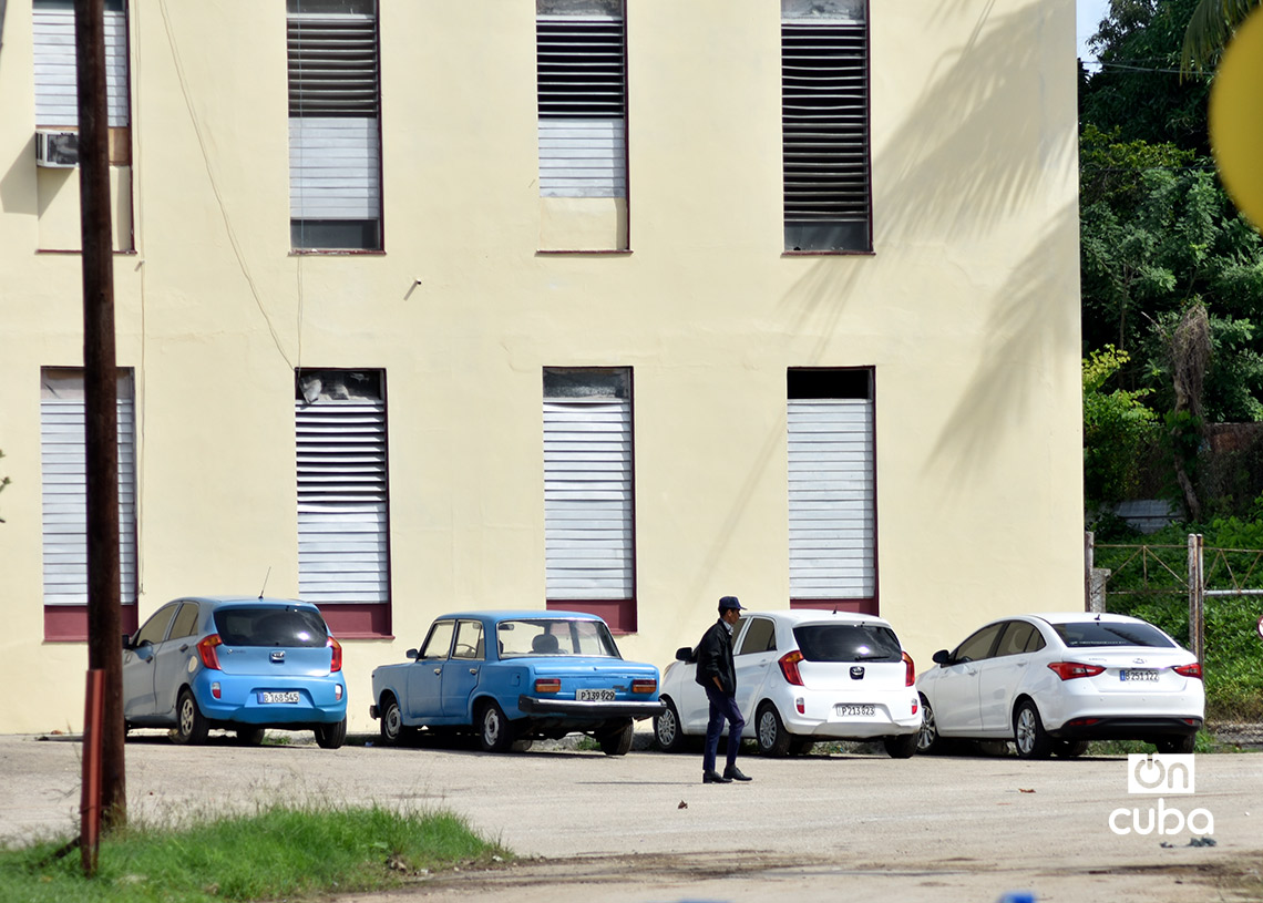 Official silence and expectation regarding the espionage trial of Alejandro Gil