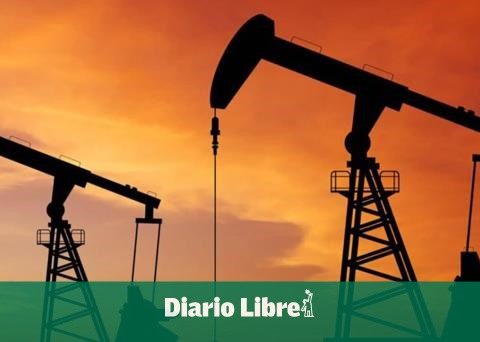 Oil prices rise amid possible end to budget paralysis