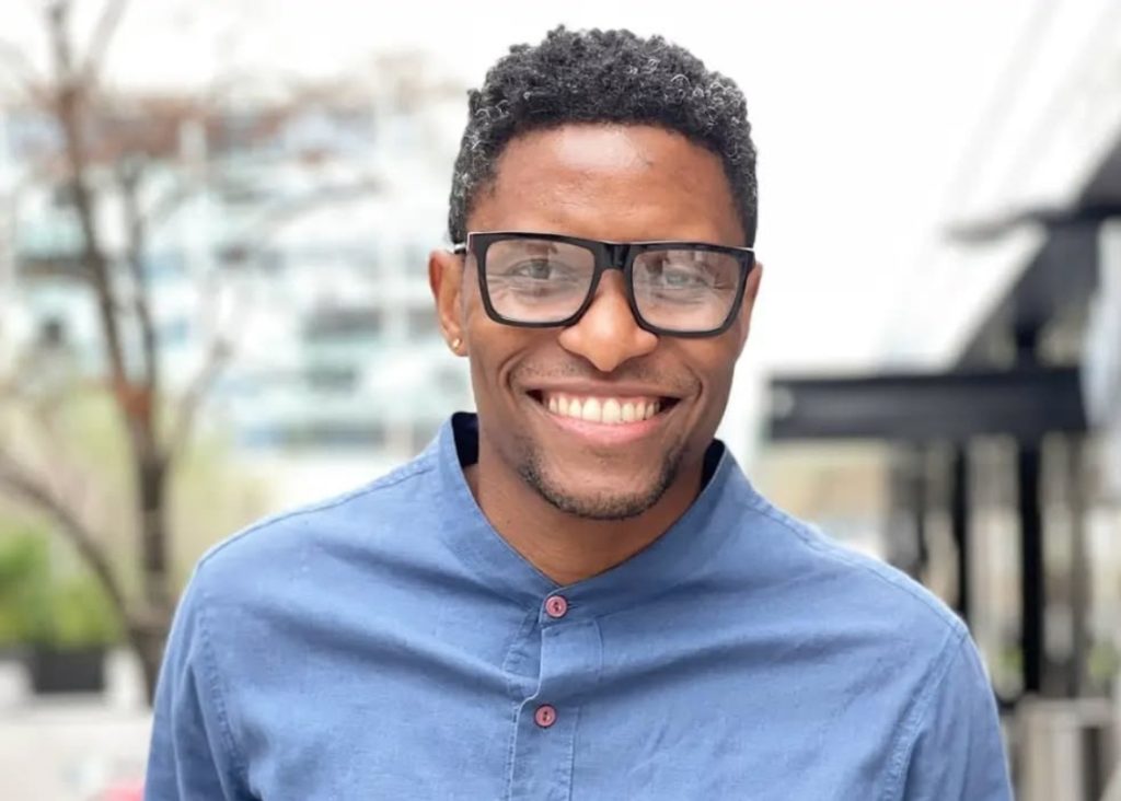 Osky Vidal, a Cuban in the mecca of Argentine theater