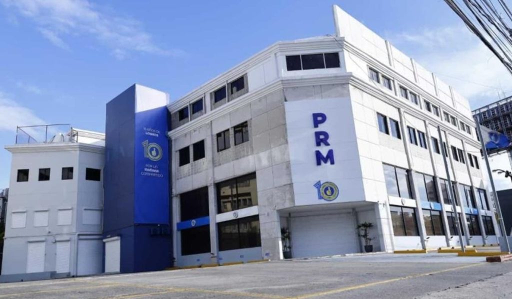 Aspirantes presidenciales del PRM guardan silencio ante crisis y ataques opositores al Gobierno de Abinader