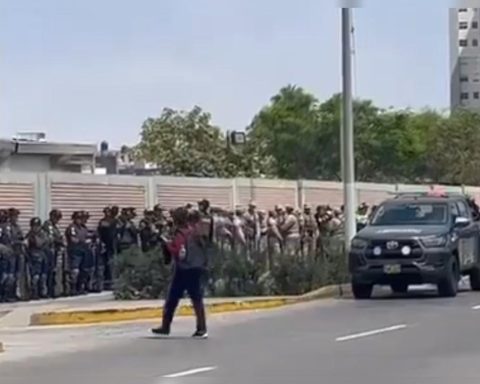 PUCP expresses concern about "unusual display" of PNP and Armed Forces troops. around your campus