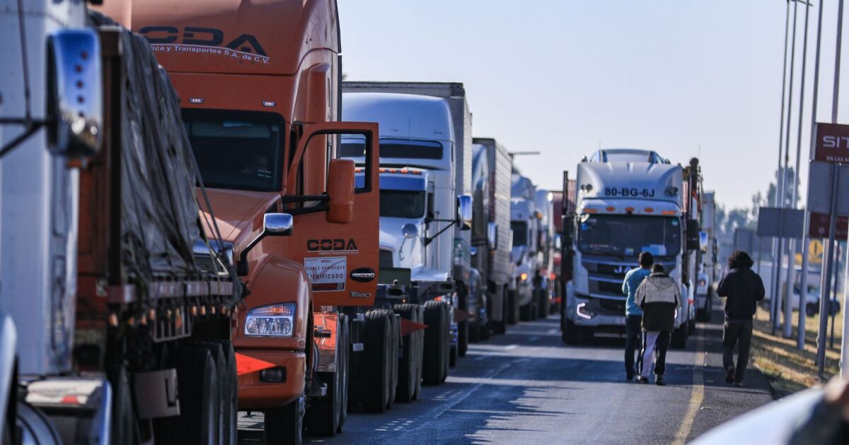 Peasants withdraw the last blockade after reaching agreements on the Water Law