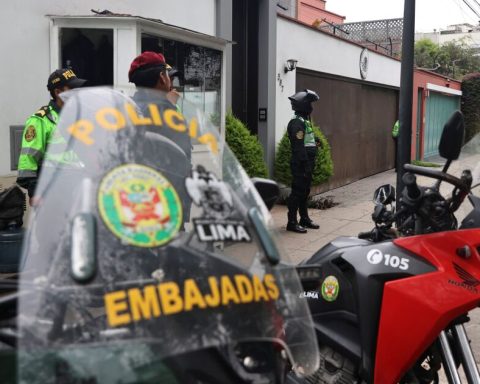 Peru confirms that it will respect Mexico's diplomatic immunities, reports SRE