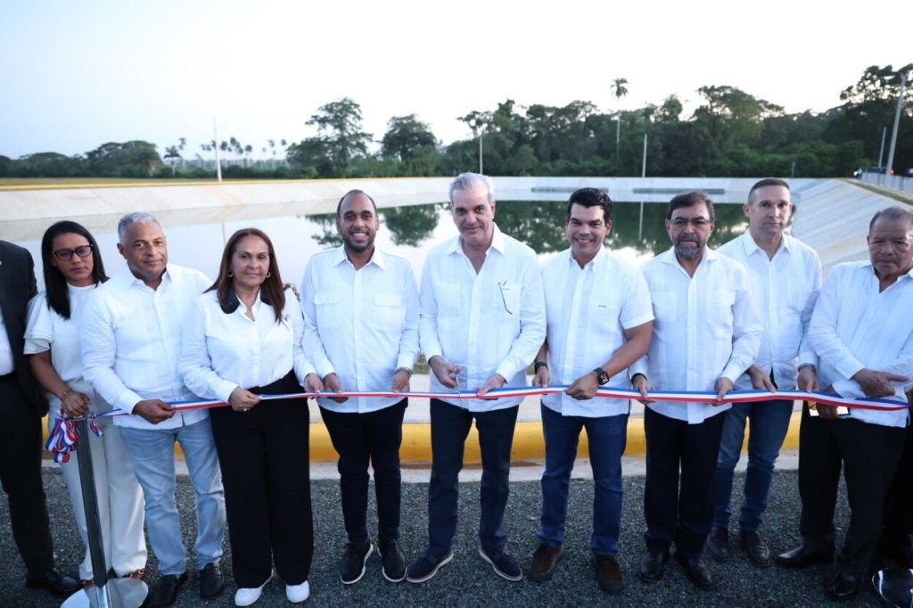 Pimentel celebra: Inauguran planta de tratamiento de aguas residuales