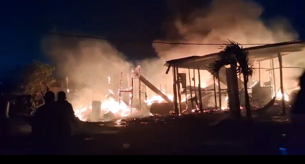 Piura: Fire destroyed four homes in the western sector of Sullana