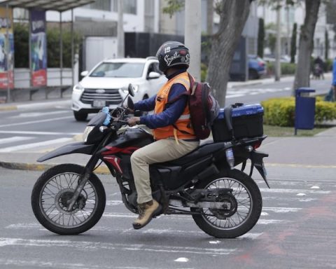 Plates with chips for motorcycles will be mandatory from December 17