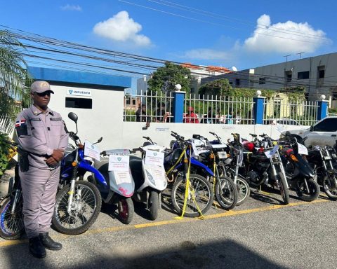 Police detain 25 motorcycles for clandestine races in San Pedro