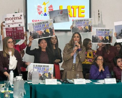 Political accusations overshadow the appearance of Rojo de la Vega