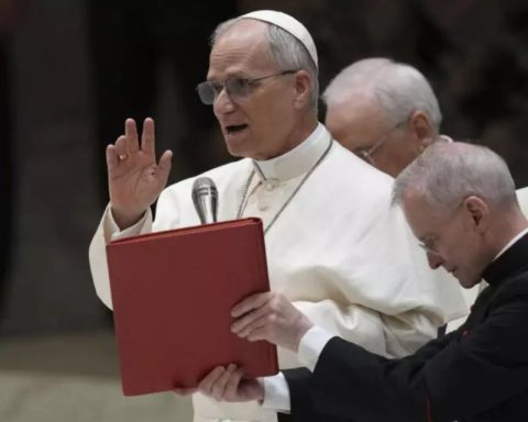 Pope Leo XIV urges rulers to “listen to the cry of the poor”