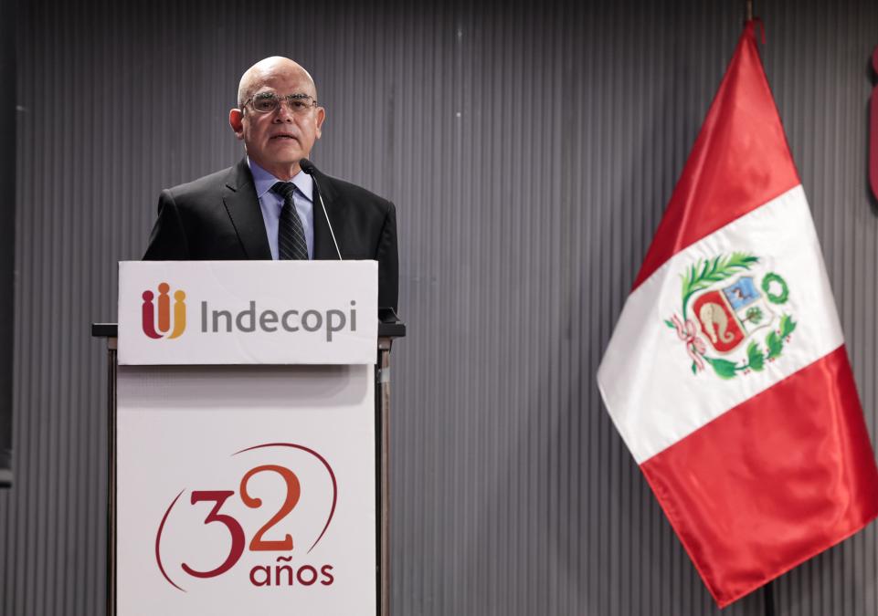 Premier is in favor of Indecopi being an independent organization