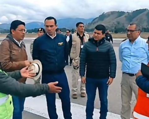President José Jerí arrives at Jauja airport