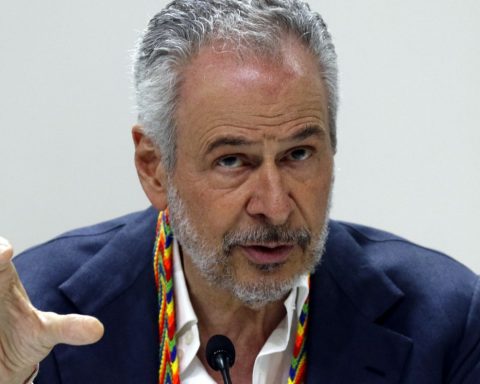 President of COP30 foresees extension of negotiations after fire