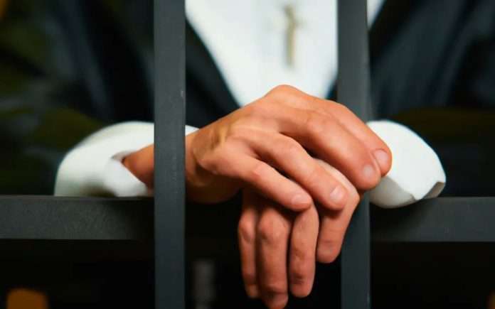 Priest deprived of liberty for sexual abuse against a teenager