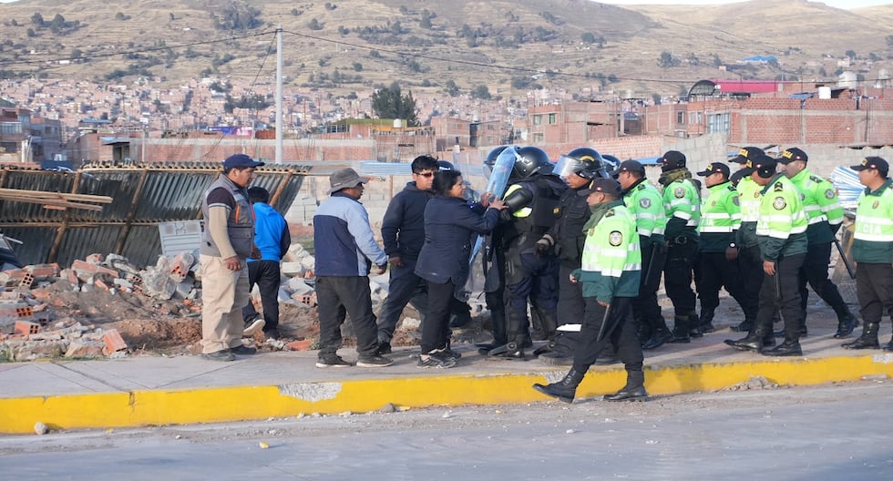 Puno: They report assault on municipal attorney during recovery of public area