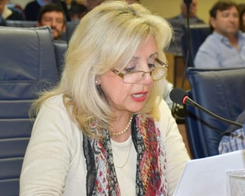 Raise awareness and raise awareness