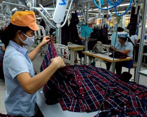 Gobierno decreta aranceles cero a materia prima textil (1)