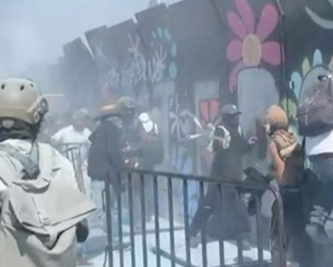 Riots in Mexico during protest against Sheinbaum's government