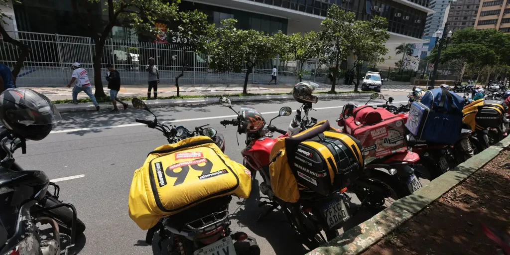 SP City Hall asks for more time to allow motorcycle taxis in the city