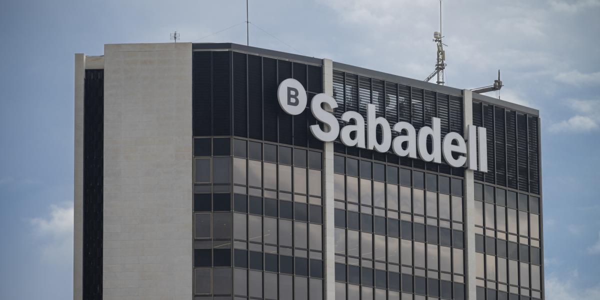 Sabadell profit falls 17.7% in third quarter; predicts lower credit income in 2025