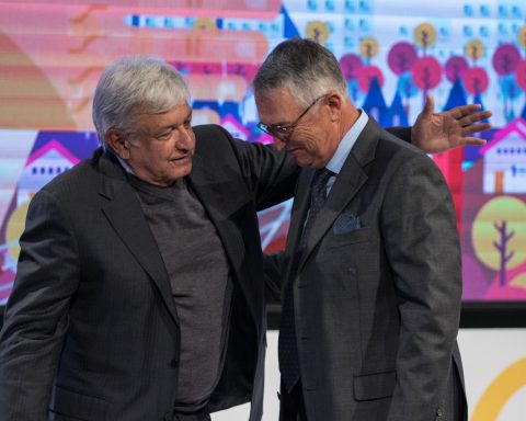 Salinas Pliego, the businessman who went from being a friend of AMLO to an opponent of the 4T