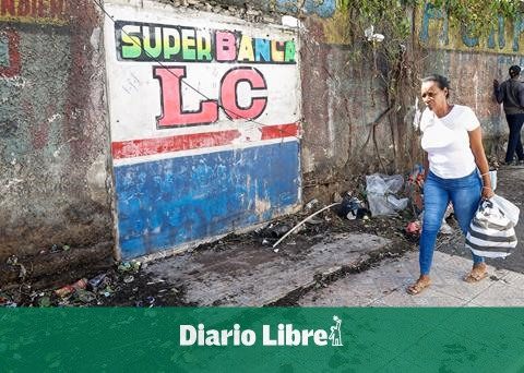 Sellers voluntarily vacate section of Nicolás de Ovando