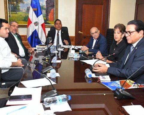 Senado consulta a organismos de salud sobre reformas a la Ley de Salud Mental