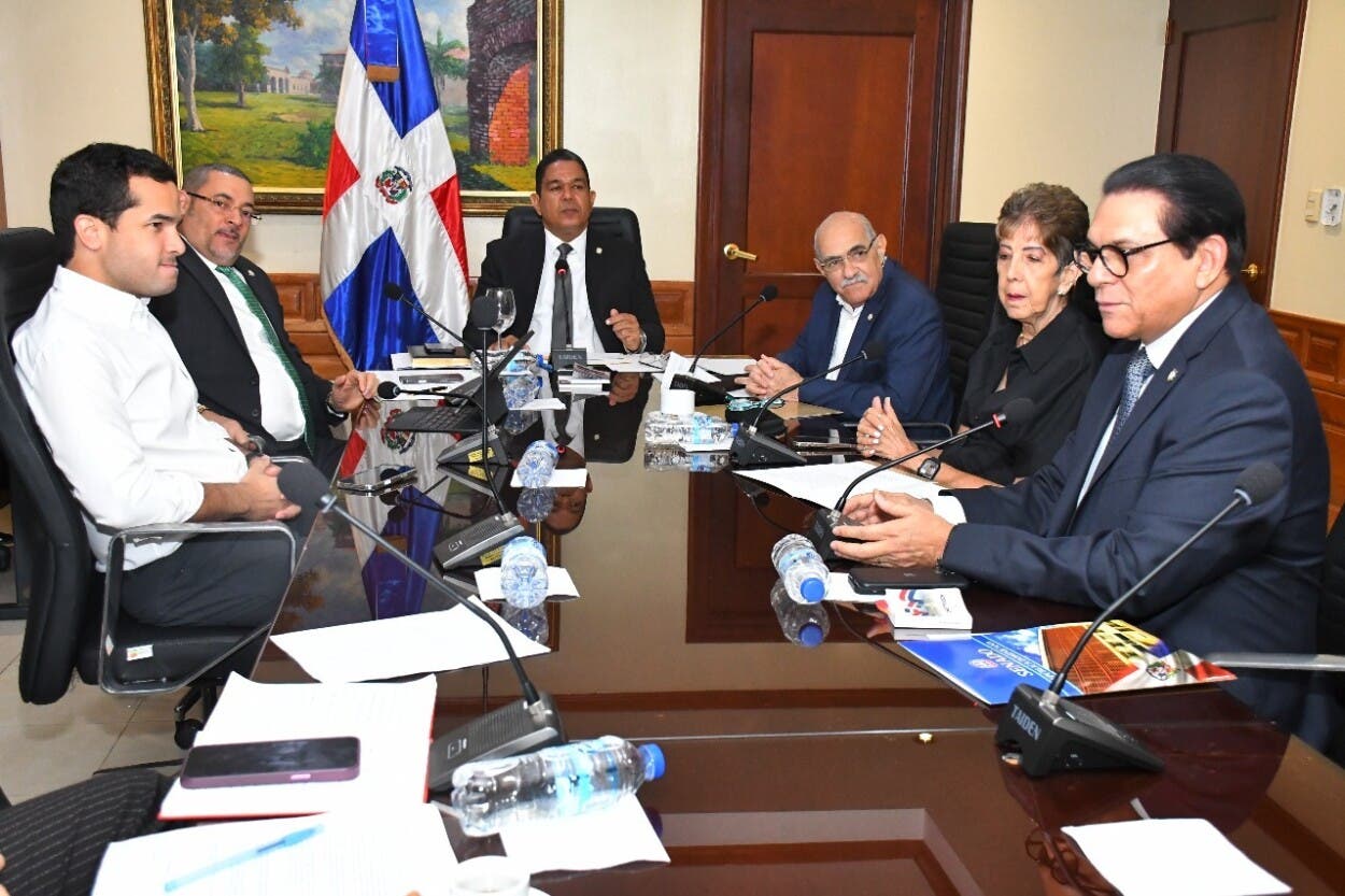 Senado consulta a organismos de salud sobre reformas a la Ley de Salud Mental