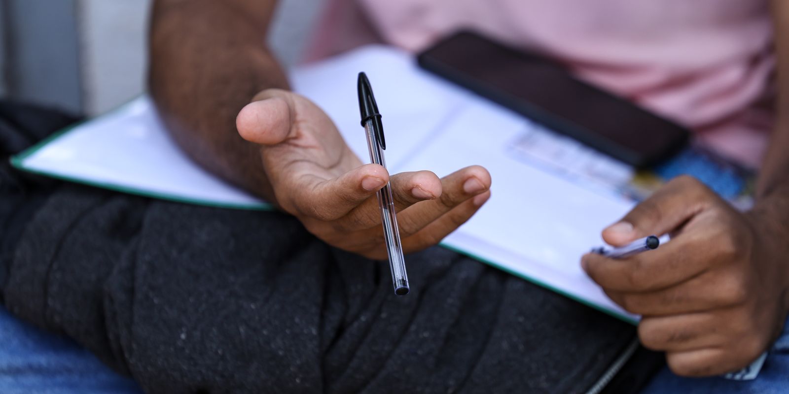 Shooting suspends Enem test at school in Rio