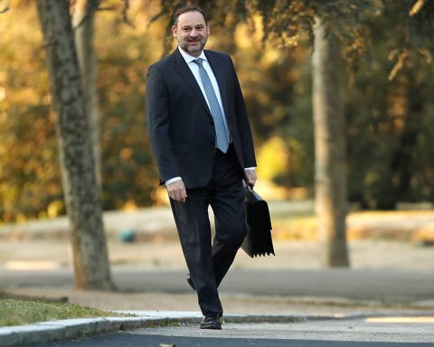 Spanish justice sends former minister José Luis Ábalos, close to Pedro Sánchez, to prison