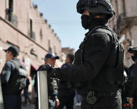 States grapple with stagnant security resources since 2010