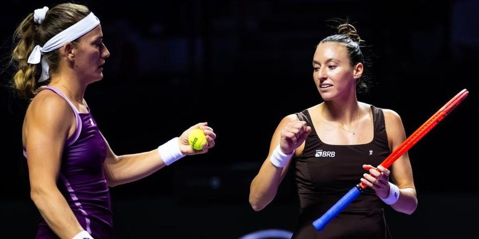 Stefani and Babos lose in the decision and are runner-up at the WTA Finals