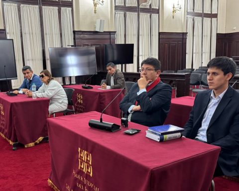 Suspended prosecutor Elizabeth Peralta, linked to the Chibolín case, surrenders to justice after an arrest warrant