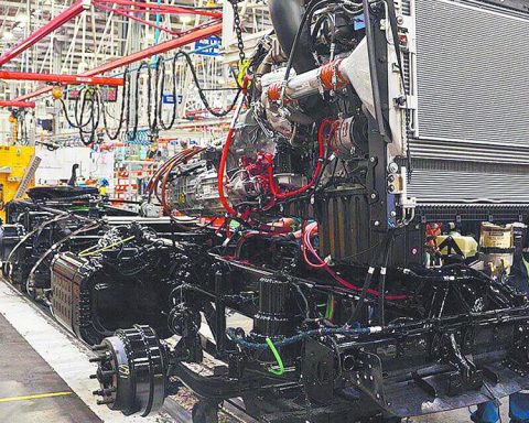 Tariffs on imports of trucks and buses in the US come into force this Saturday, November 1