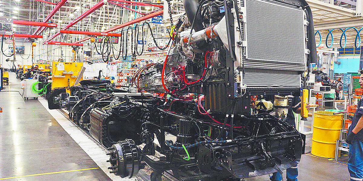 Tariffs on imports of trucks and buses in the US come into force this Saturday, November 1