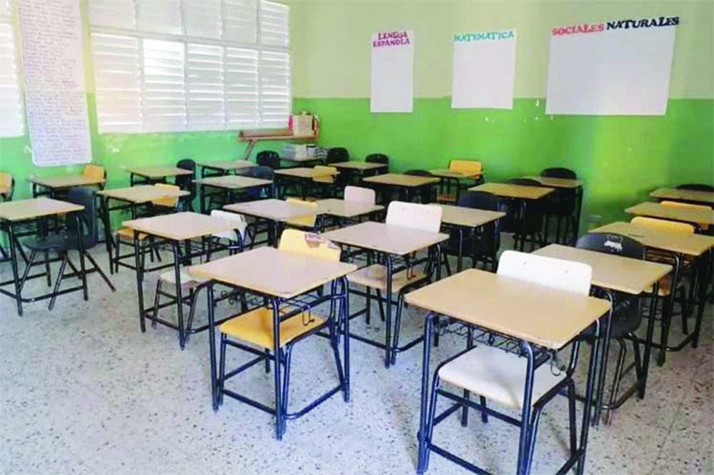 Huelga docente en Boca Chica: estudiantes afectados en 55 escuelas