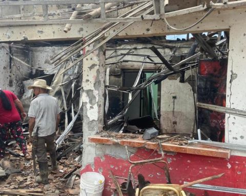 Terrorist attack in Mondomo leaves six injured and serious damage to homes