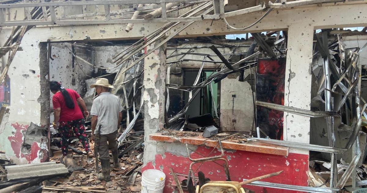 Terrorist attack in Mondomo leaves six injured and serious damage to homes