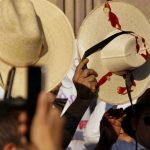 The “Hat Movement”, promoted by Manzo, seeks to advance in the country