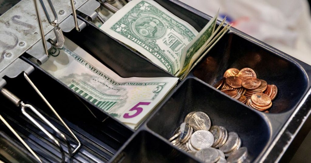 The North American economy cools under tariff pressure