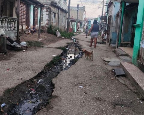 The Sancti Spíritus cemetery cannot cope: 15 burials in a single day