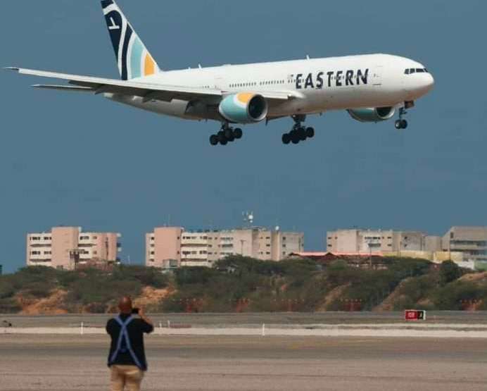 The US continues its policy of threats and issues a warning for commercial planes that fly over Venezuela