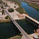 The US points out Mexico for failing to comply with the water treaty, but also delivers less liquid
