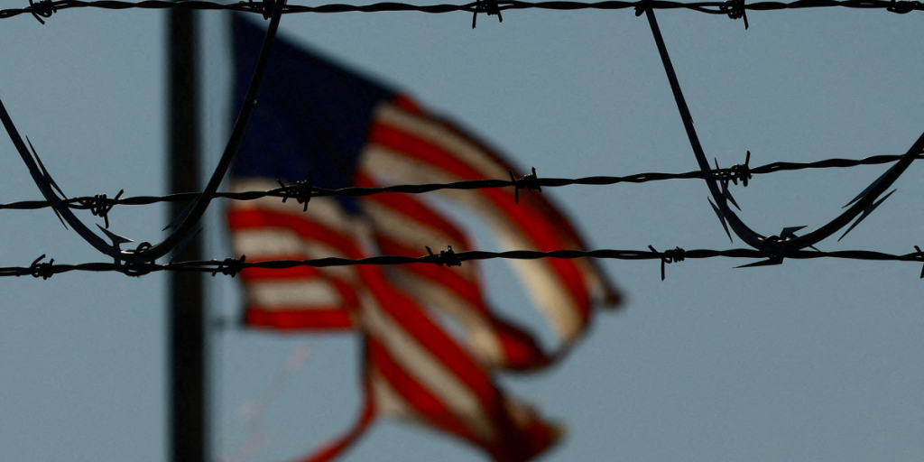 The US sanctions Nicaraguan businessmen and officials for "ease" illegal migration