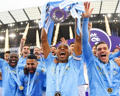 The captain of Guardiola's City who retires